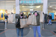 NEWS - Coronavirus: Erste Shopper im Kleiderladen Primark in Essex nach den Lockerungen