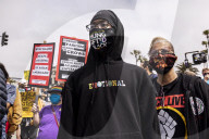 NEWS - Proud Boys an der "White Lives Matter"-Demonstration in Huntington Beach