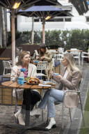 Bluebird caf?e