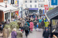 Shops and pubs continue to trade on 2nd day of unlock-down.