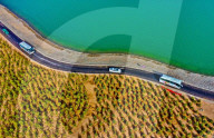 FEATURE - Aufforstung in Zhangye, China 