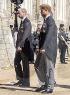 ROYALS - Beerdigung von Prinz Philip: Familie schreitet hinter dem Sarg