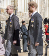 ROYALS - Beerdigung von Prinz Philip: Familie schreitet hinter dem Sarg