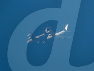FEATURE -  Seltener Anblick: USAF-Luftwaffenflugzeug wird im Flug über Grossbritannien aufgetankt