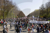 NEWS - Coronavirus: Corona-Demo in Berlin