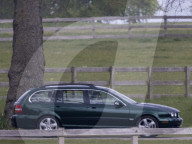 ROYALS -  Die Queen macht an ihrem 95. Geburtstag einen Ausflug mit dem Auto nach Frogmore