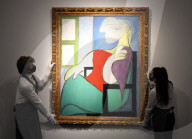 NEWS -  Picassos  "Femme Assise Pres D'Une Fenetre" wird bei Christies versteigert
