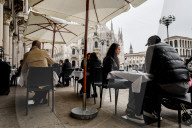NEWS - Coronavirus: Nach langem Shutdown - Italiens Gastronomie darf wieder servieren