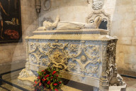 Tomb of Vasco da Gama, Santa Maria Church, Mosteiro dos Jeronimos (Monastery of the Hieronymites), UNESCO World Heritage Site, Belem, Lisbon, Portugal, Europe