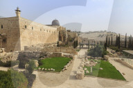 Al-Aqsa Mosque on Temple Mount with Archaeological Park and Mount of Olives, Jerusalem, UNESCO World Heritage Site, Israel