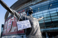 Thousands of Arsenal fans stage protest against Kroenke outside stadium. Around 3,000 fans outside stadium before Everton game. Spotify founder Daniel Ek ‘happy to throw my hat in the ring’