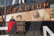 Thousands of Arsenal fans stage protest against Kroenke outside stadium. Around 3,000 fans outside stadium before Everton game. Spotify founder Daniel Ek ‘happy to throw my hat in the ring’