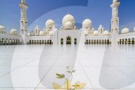 Sheikh Zayed Grand Mosque, Abu Dhabi, United Arab Emirates, Middle East
