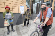 Bristol police admit protest ban under Covid powers was unlawful
Force apologise and will pay damages for arresting four protesters at Colston statue-toppling hearing
