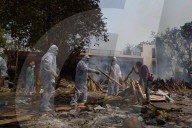 NEWS - Coronavirus: Einäscherung von Covid-19-Opfern in Indien