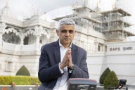Sadiq Khan Mayor of London at the Neasden Temple for a India Covid19 fund raising challenge, London.