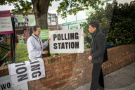 NEWS - Superwahltag in Schottland, Wales und England gestartet