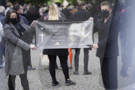 PEOPLE - Trauerfeier und Beerdigung von Willi Herren auf dem Melaten Friedhof