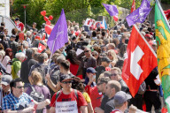 NEWS - Aarau: Rund 1500 Personen an unbewilligter Demo gegen Corona-Massnahmen