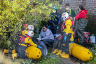 Minke whale calf stranded in River Thames is sadly put down by vets as it failed to return to the sea 90 miles away.