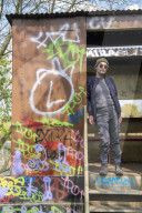 Everything but the gull: how Ben Watt fought the Covid blues with birdsong. Blackcap! Chiffchaff! Warbler! The Everything But the Girl star is fighting to save a nature reserve in the heart of the city. As his new album Storm Shelter is released, we join 