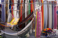 otovalo craft market
