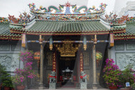 South East Asia, Vietnam, Ho Chi Mihn City (Saigon), Cholon, Nghia An Hoi Quan Pagoda