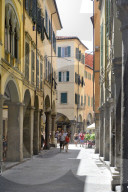 Portico, (covered walkway), Borgo Stretto, Pisa, Toscana, Tuscany, Italy, Europe