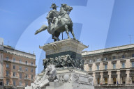 Equestrian statue of Victor Emmanuel II, Piazza del Duomo, Milan, Lombardy, Italy, Europe