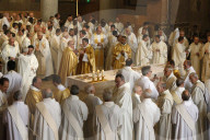 Chrism mass in Sainte Genevieve's cathedral, Nanterre.