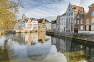 Houses on Langerei canal. Bruges, West Flanders province, Flemish region, Belgium.