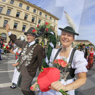 Traditional Costume Parade on occasion of the Oktoberfest, Munich, Upper Bavaria, Bavaria, Germany