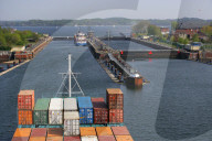 Kiel Canal, lock at Kiel-Holtenau, Schleswig-Holstein, Germany