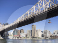 Aerial Tramway over the East River from Upper East Side Manhattan to Roosevelt Island, New York, USA