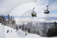 Europe, Bulgaria, Bansko resort, piste skiers