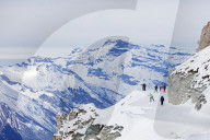 Europe, The Alps, Switzerland, Valais, 4 Vallees, Veysonnaz (Verbier), piste skiers