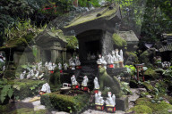 Shinto shrine in the Kamakura hills, Honshu, Japan