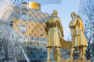 Boulton, Murdoch and Watt statue and Public Library Birmingham, West Midlands, England, United Kingdom, Europe