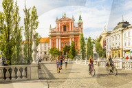 Franciscan Church of the Annunciation and Triple Bridge, Ljubljana, Slovenia, Europe