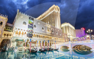 The Venetian Hotel and Casino at night, The Strip, Las Vegas Boulevard, Las Vegas, Nevada, USA, North America