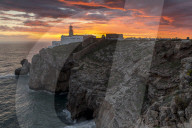 Cape Saint-Vincent Lighthouse at sunset, Sagres, Algarve, Portugal, Europe