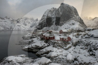 Traditional fishing huts (rorbuer) on Hamnoy in the Lofoten Islands