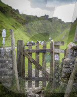 peak district- gate to winatts pass