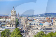 Busy traffic on Princes street, Edinburgh city centre and Edinburgh skyline, Edinburgh, Midlothian, Scotland, UK, GB, EU, Europe