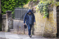 PEOPLE - Journalist Martin Bashir, dem Diana von ihrer kaputten Ehe erzählte, unterwegs in London