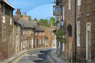 Old houses, Emgate, in the thirteenth century market town of Bedale, Hambleton, North Yorkshire, England, United Kingdom, Europe
