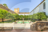 Orange trees and pool in the ancient courtyard Patio Morisco, Alcazar de los Reyes Cristianos, Cordoba, Andalusia, Spain