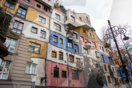 Hundertwasserhaus, expressionist landmark and public housing, designed by Friedenreich Hundertwasser in Vienna. Austria.