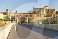 The mosque-cathedral and the Roman bridge at first sunlight, Cordoba, Andalusia, Spain, Europe