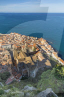 View from Rocca di Cefalu down to the old town and the cathedral, Cefalu, Sicily, Italy, Europe